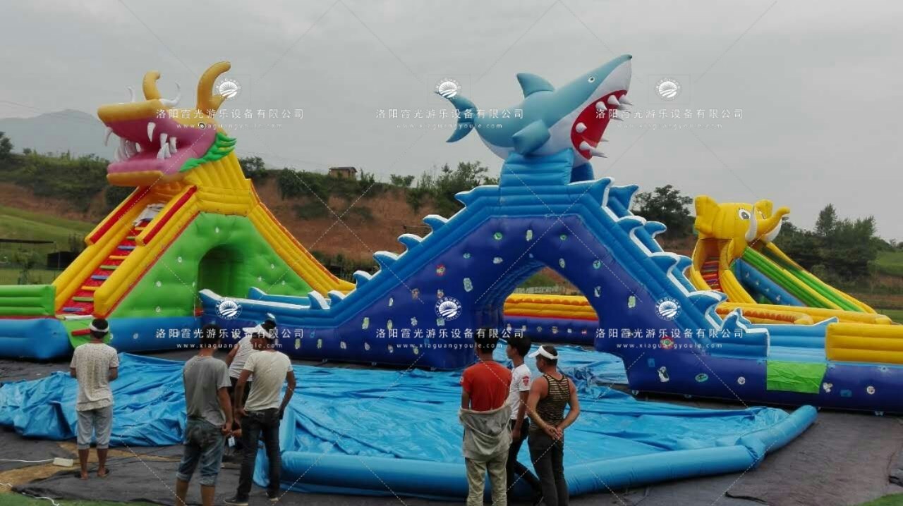 朝阳龙鲨嬉水水上乐园